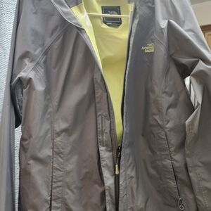 The North Face Women's Jacket - Light Yellow